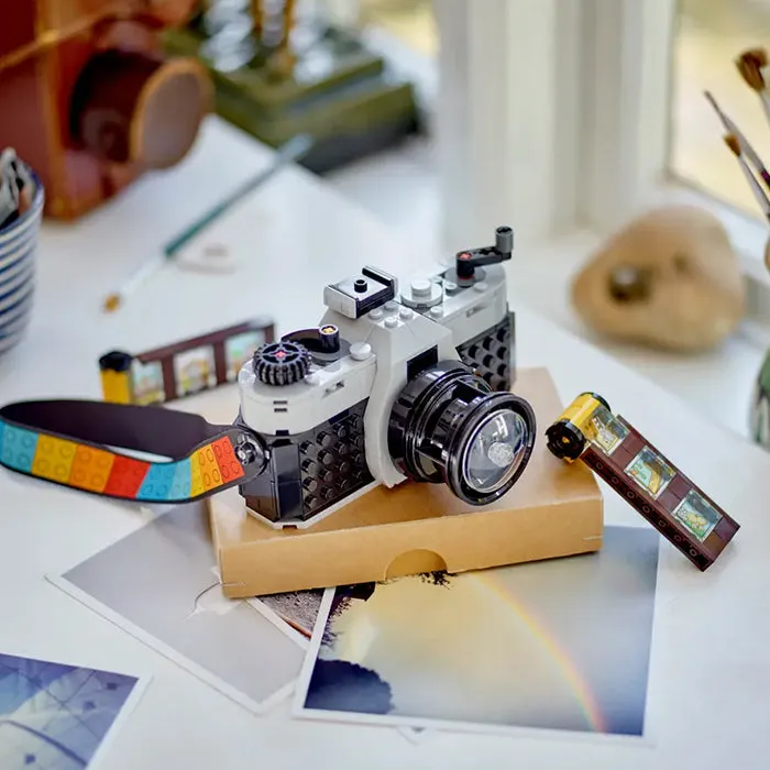 31147 RETRO CAMERA