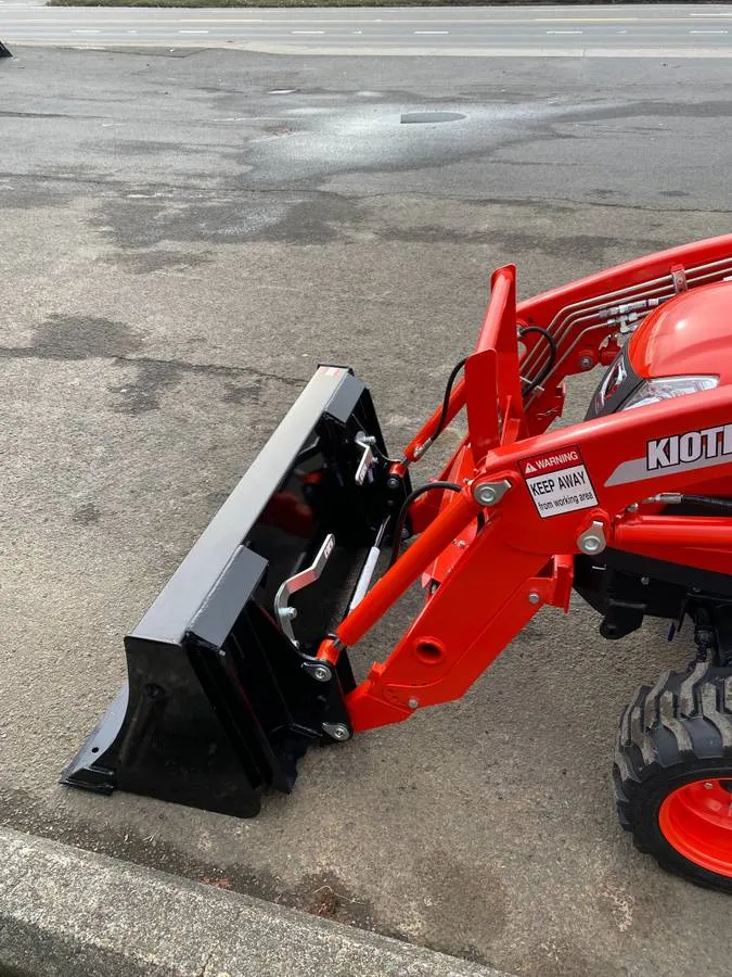 CS2210 HST Kioti Tractor and SL2410 Loader