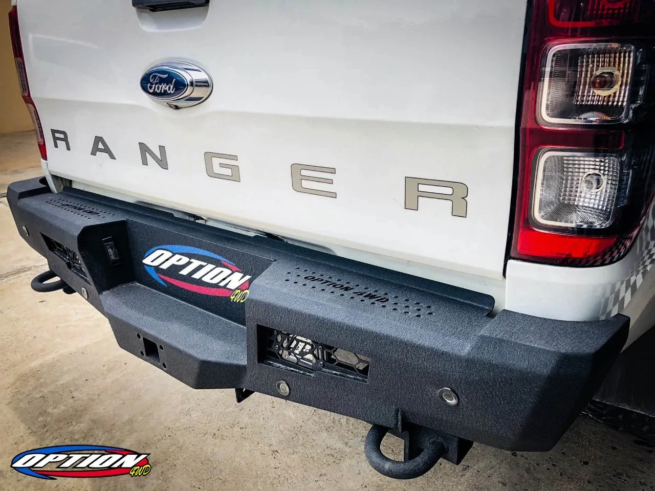 FORD RANGER - V.1  REAR BAR 3.5t Towing (2012-2022) N.Z ONLY