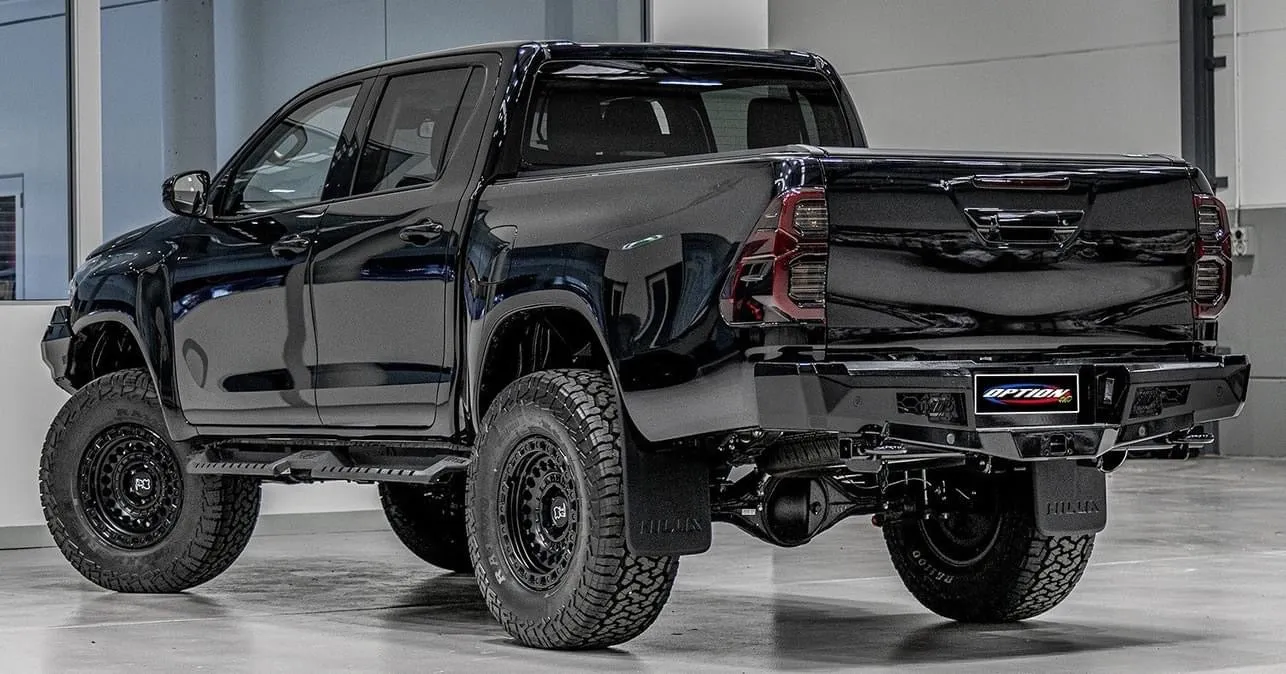 N80 TOYOTA HILUX REAR BAR & TOW HITCH ( 2015-2024 )