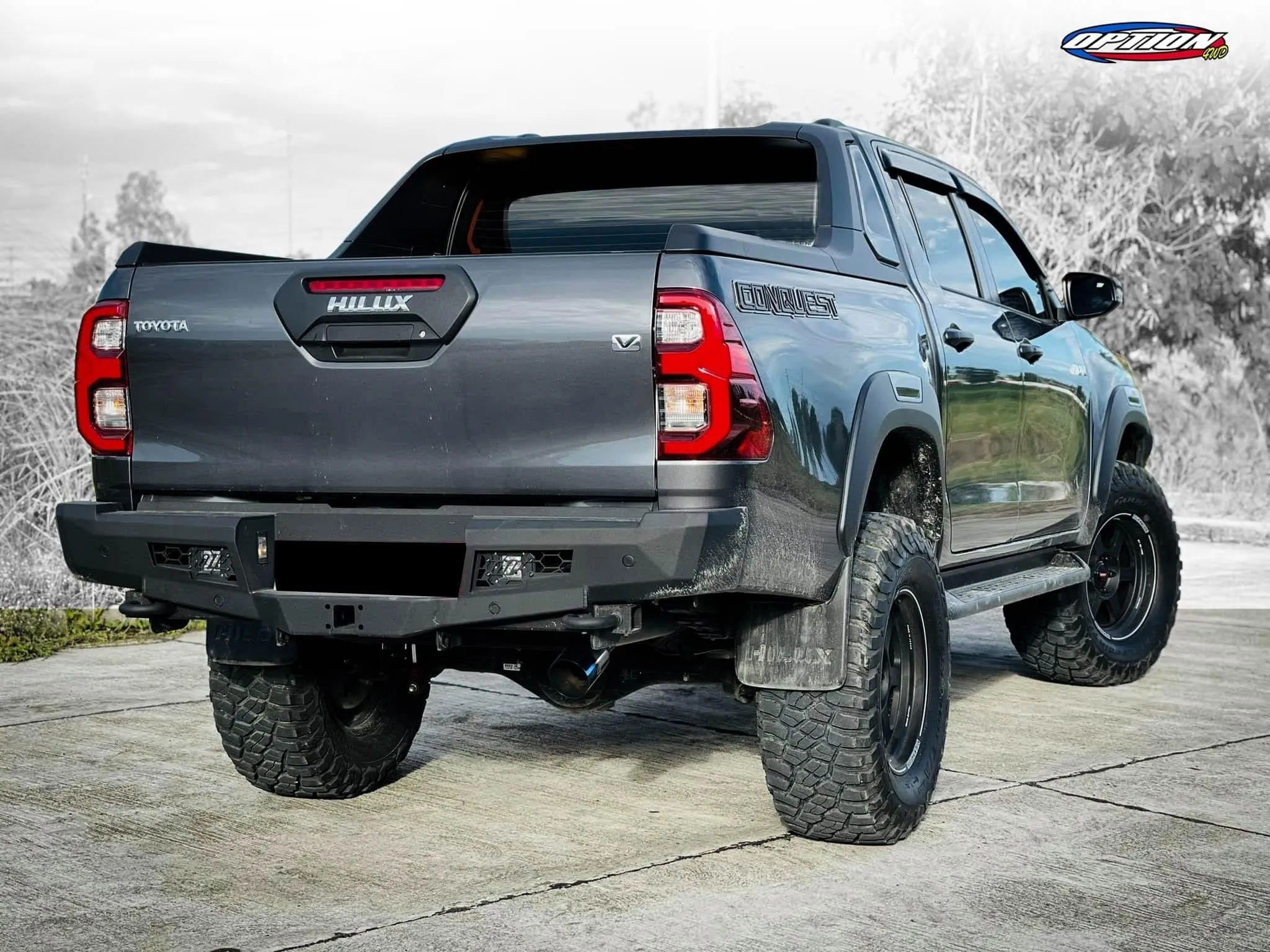 N80 TOYOTA HILUX REAR BAR & TOW HITCH ( 2015-2024 )