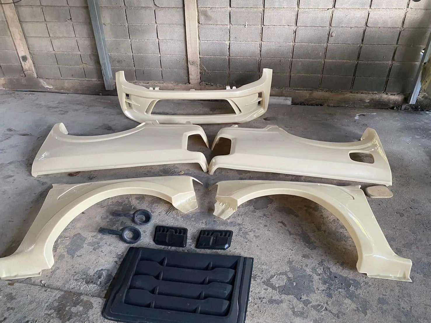 NEXT-GEN FORD RANGER MS-RT BODY KIT 2022  ( WORLDWIDE SHIPPING )