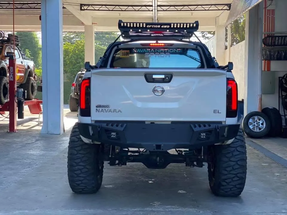 NISSAN NAVARA 2015-2019 REAR BAR WITH 2" HITCH ( SPORT )