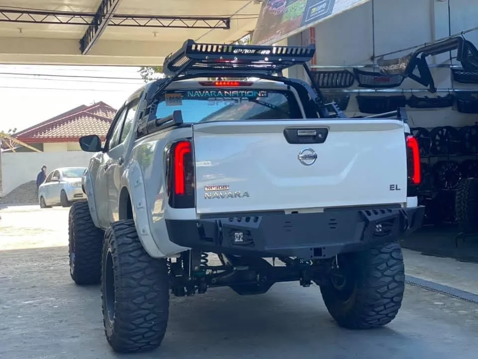 NISSAN NAVARA 2015-2019 REAR BAR WITH 2" HITCH ( SPORT )