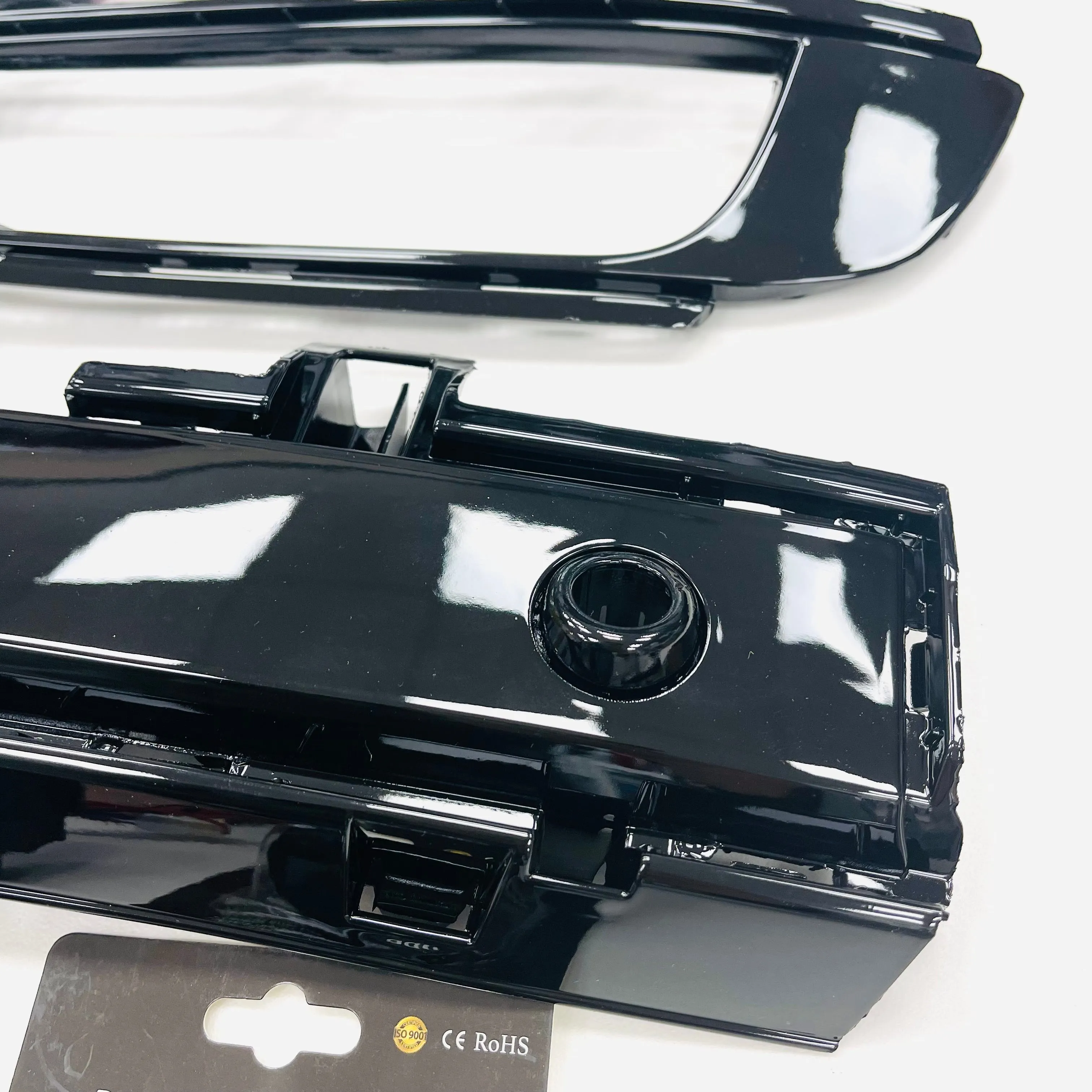 T6 LED Fog Light Kit With Gloss Black Covers