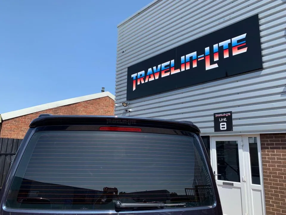 T6 Sportline Lower Spoiler & Tailgate Spoiler