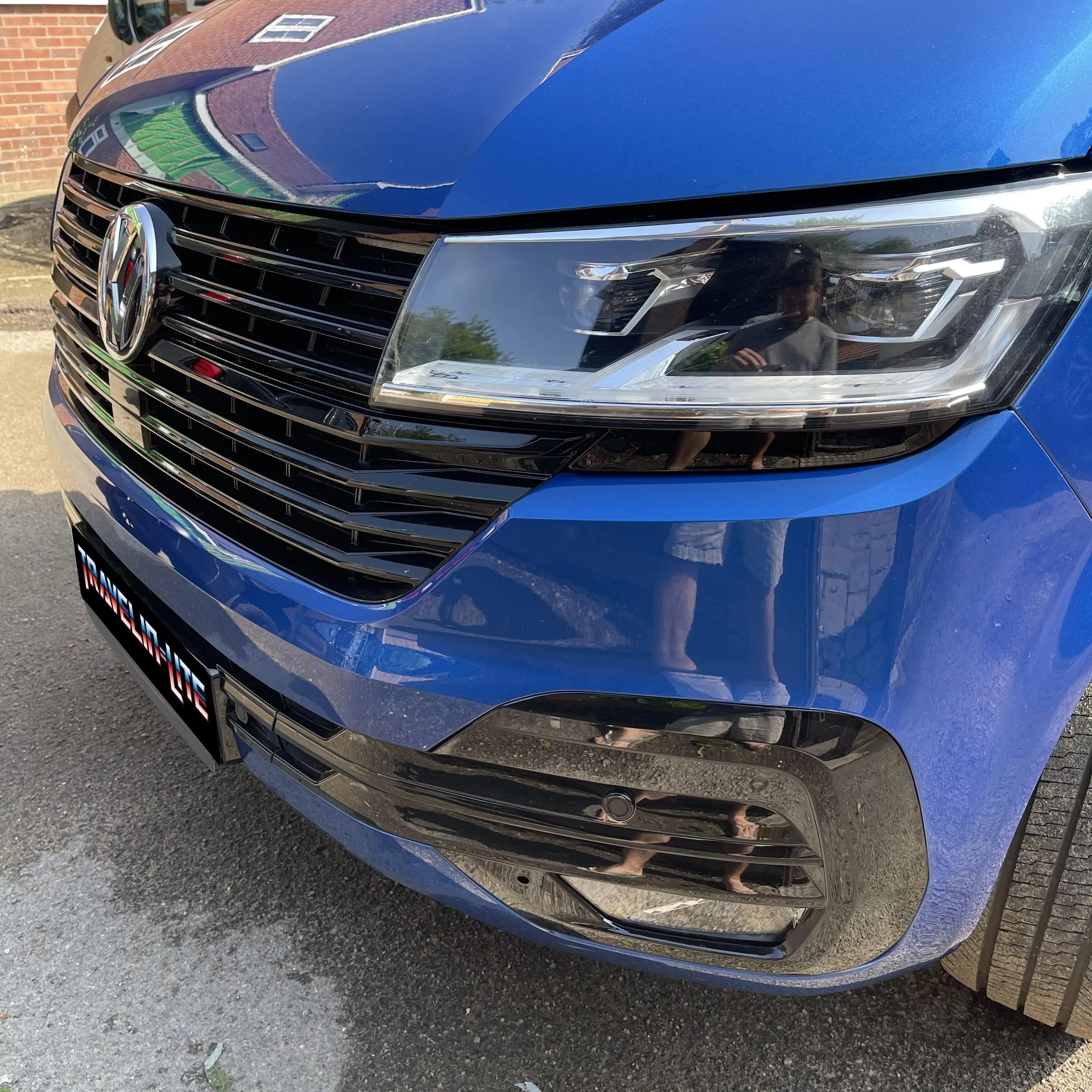 T6.1 Upper and lower Grilles Gloss Black ABS