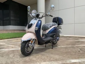 Trailmaster Sorrento 150cc Great Euro Style scooter, Free Removeable Storage Trunk, Chrome Accents, Two Tone dual stage paint