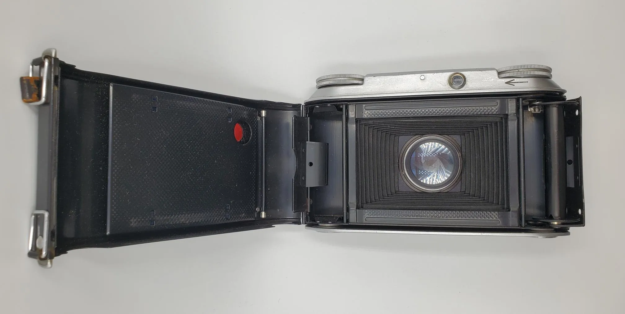 USED Voigtlander Bessa II (6x9) 105mm f3.5 Color-Heliar